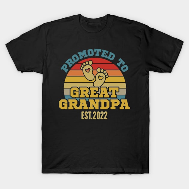 Promoted To Great Grandpa 2022 Pregnancy Announcement Vintage T-Shirt by Arts-lf